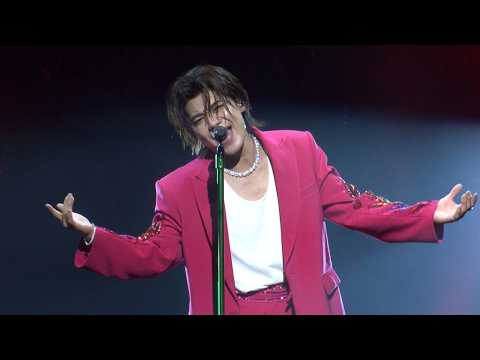 新浜レオン、ツアーファイナルで新曲「愛のFIRE」初披露 ロック色の強い演出にファンが熱狂